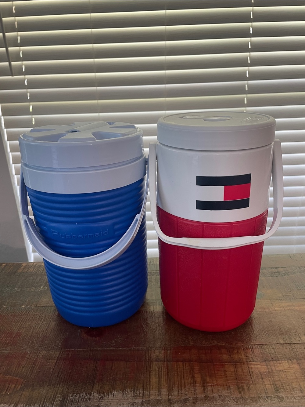 Rubbermaid Blue &Coleman x Tommy Hilfiger Red Insulated Beverage Jugs w/Handles